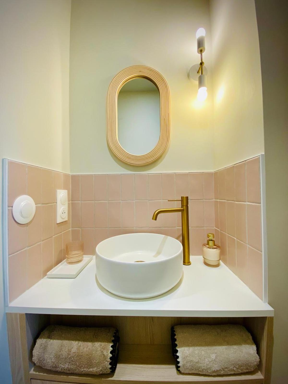 Le Domaine De Soani - Piscine Interieure, Jacuzzis & Sauna Adult Only Saint-Évarzec Екстериор снимка