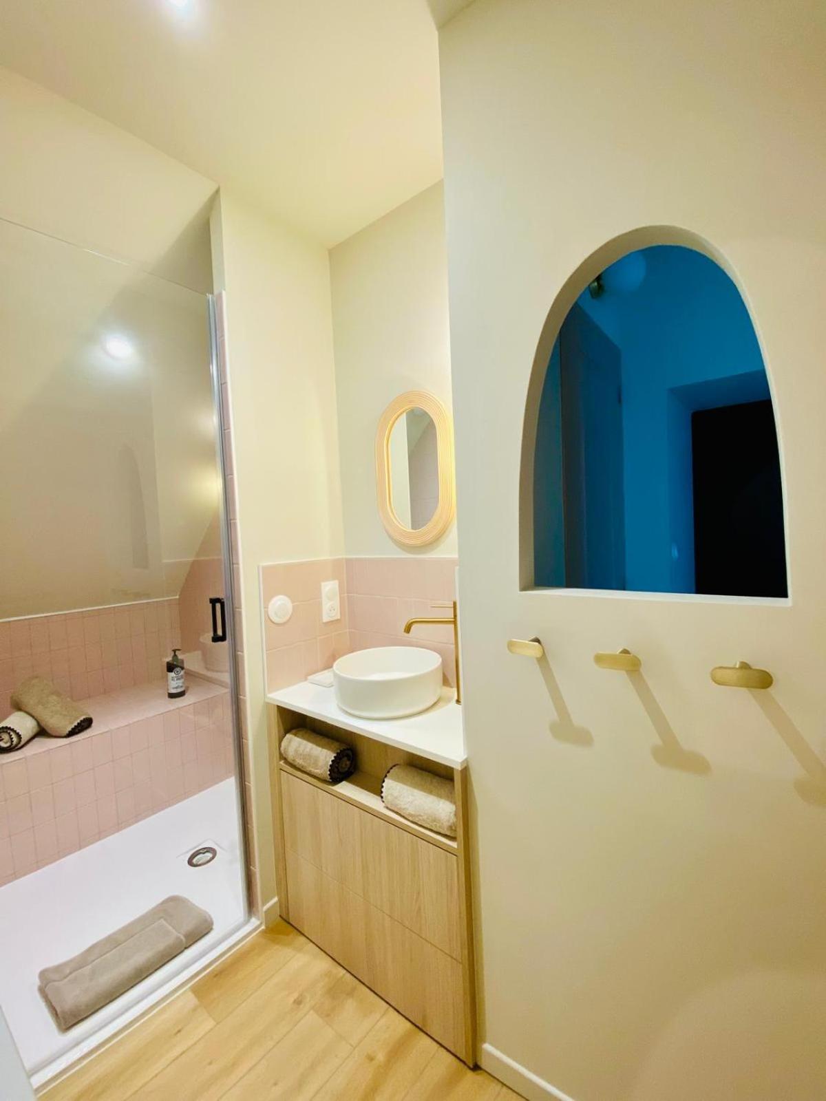 Le Domaine De Soani - Piscine Interieure, Jacuzzis & Sauna Adult Only Saint-Évarzec Екстериор снимка